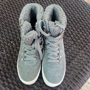 Marc Fisher Women’s Suede & Faux Fur Sneakers size 7.5